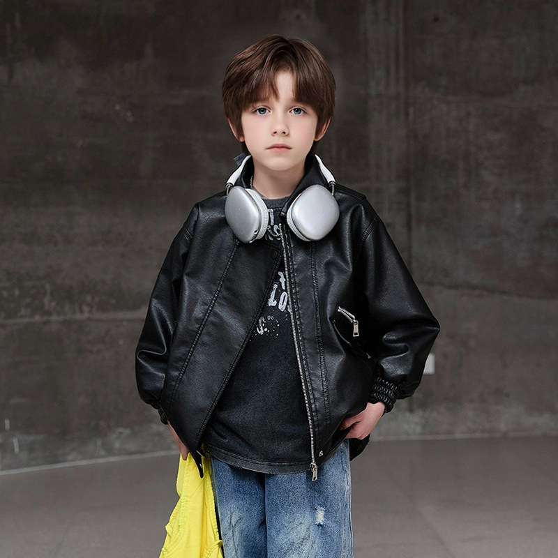 Boys Dark Green Waterproof Win - đánh giá và giá Streetwear Brand Logo Design