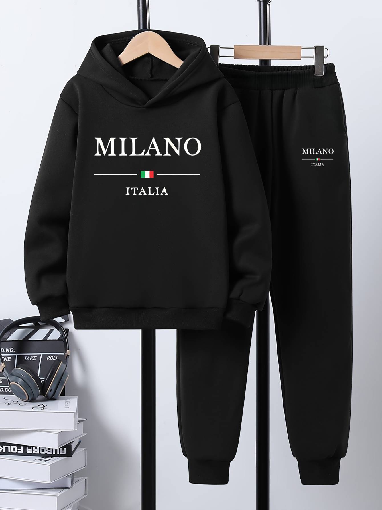 Holiday Special Back-to-School - đánh giá và giá Streetwear Girl Brand