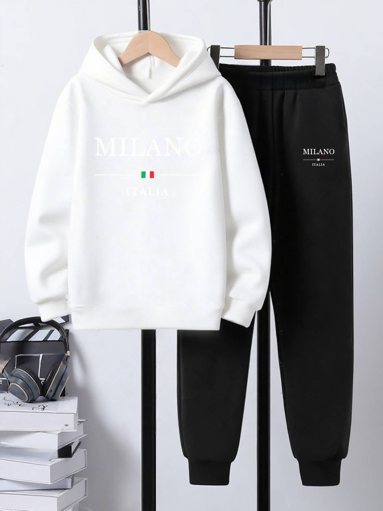 Holiday Special Back-to-School - đánh giá và giá Streetwear Girl Brand