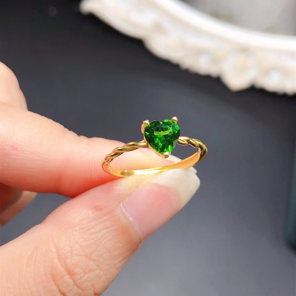 Classsic Heart Gemstone Engage - đánh giá và giá Chrome Hearts Ring