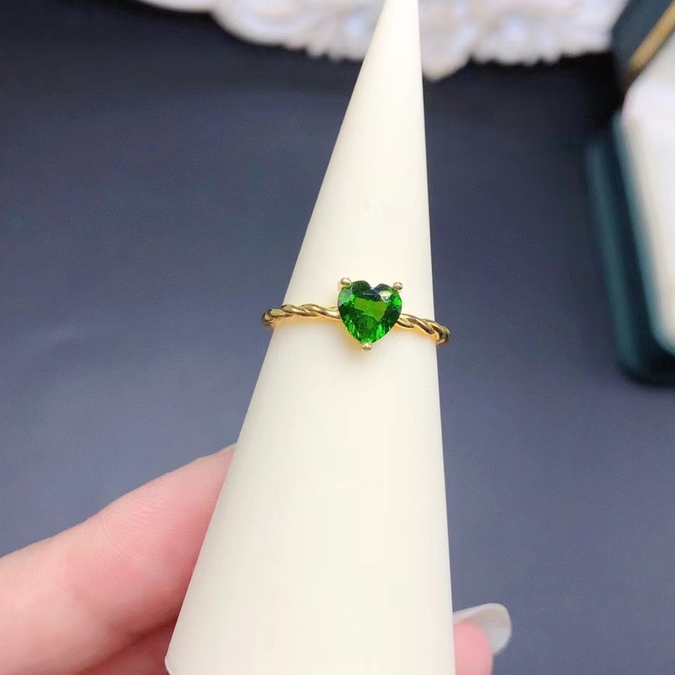 Classsic Heart Gemstone Engage - đánh giá và giá Chrome Hearts Ring