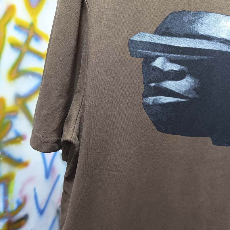 Brown Stone Statue Print Summe - đánh giá và giá Cactus Jack Tee