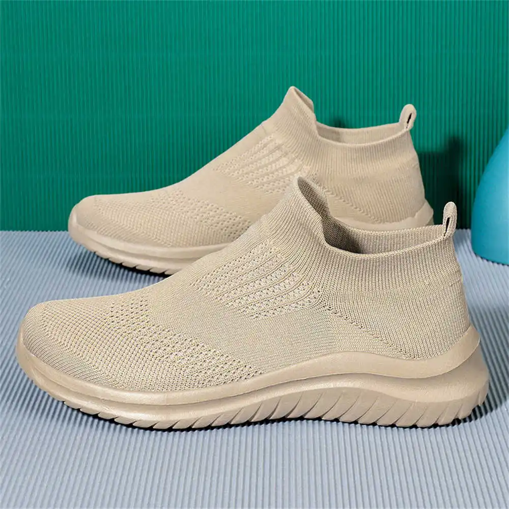 Beige Soft New Novelty Tennis  - đánh giá và giá Streetwear Brand Kit
