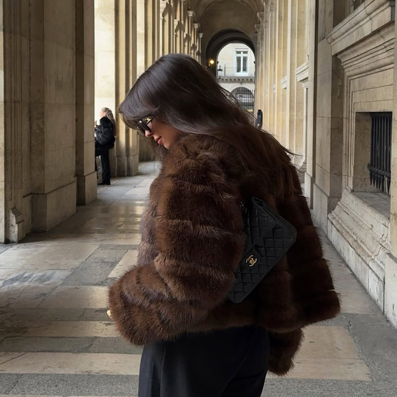 Vintage Brown Patchwork Fur Co - đánh giá và giá Streetwear Girl Brand